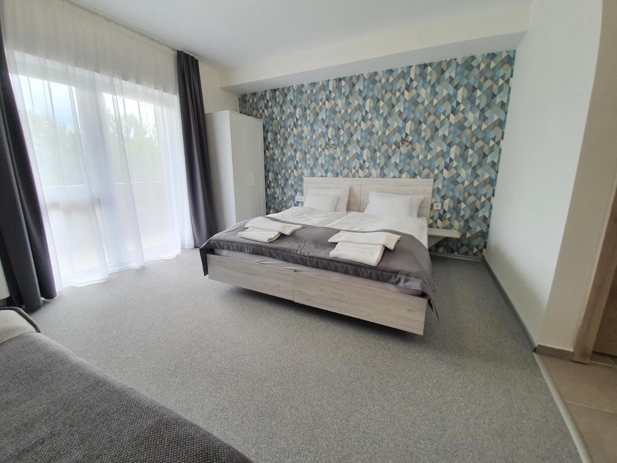 Harmonia Panzio Apartment Bogacs Bagian luar foto