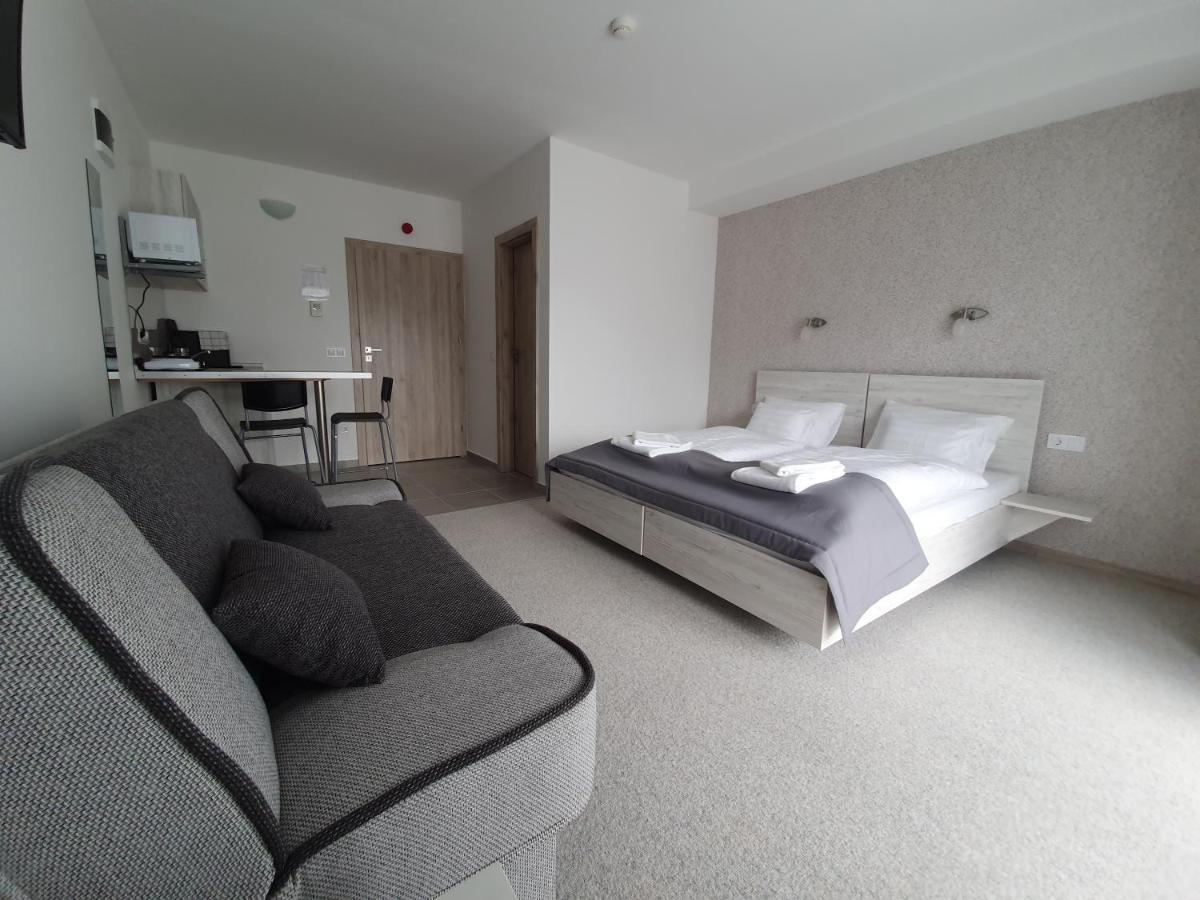Harmonia Panzio Apartment Bogacs Bagian luar foto