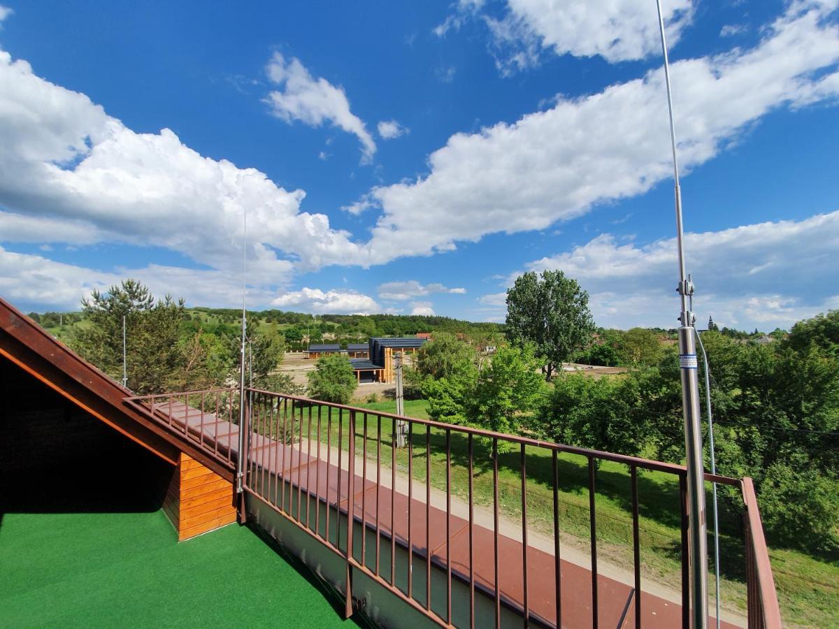 Harmonia Panzio Apartment Bogacs Bagian luar foto