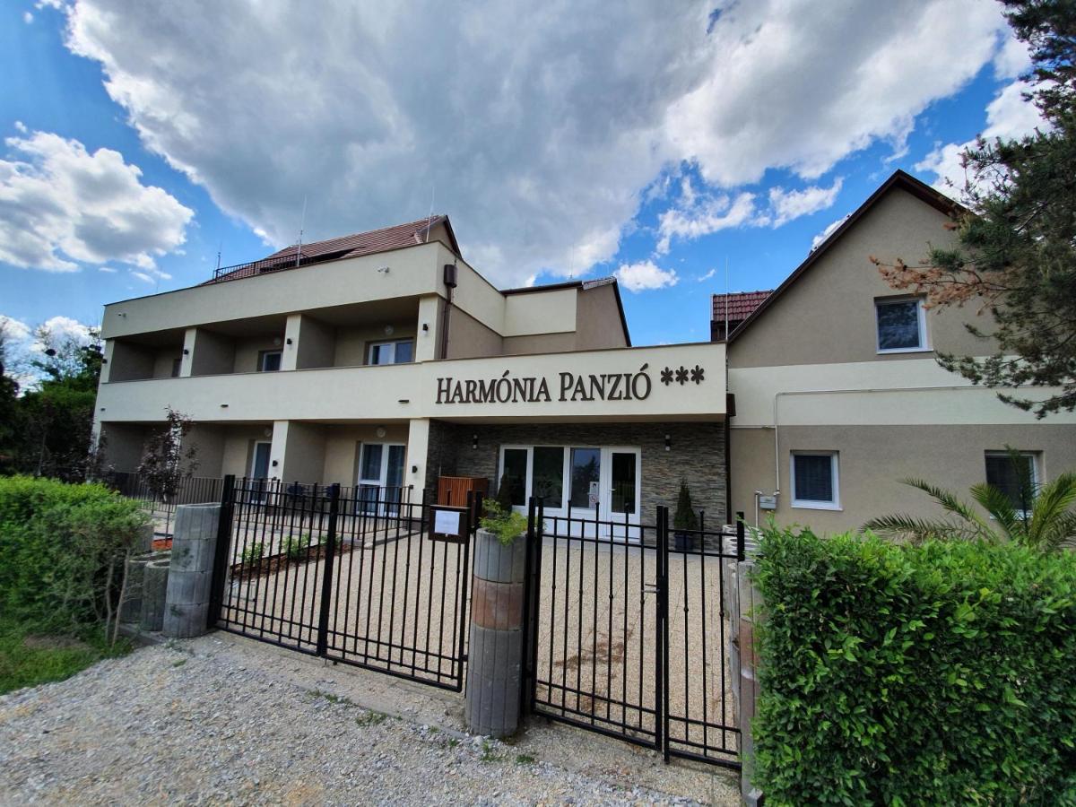 Harmonia Panzio Apartment Bogacs Bagian luar foto